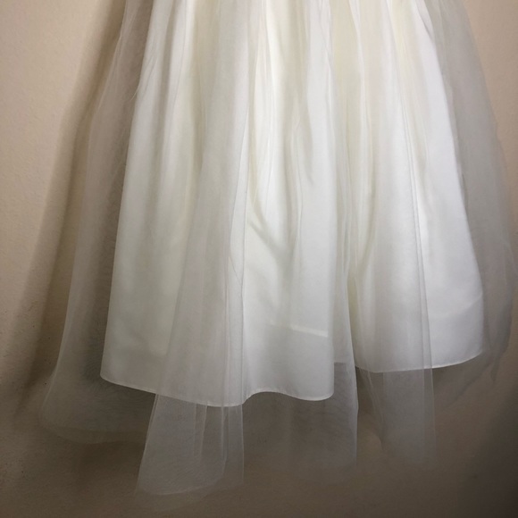 🎉🎉Host Pick!🎉🎉Flower Girl Tevolio Ivory Roses Tulle Dress - Picture 6 of 16
